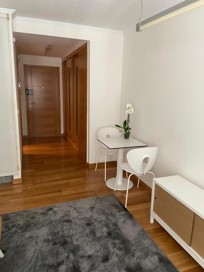 Estudio Parking Centro Puerta Del Sol Βίγκο Εξωτερικό φωτογραφία