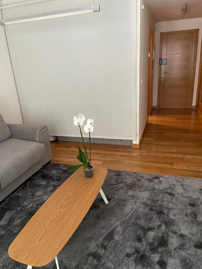 Estudio Parking Centro Puerta Del Sol Βίγκο Εξωτερικό φωτογραφία